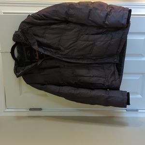 Men's winter jacket with removable hood.